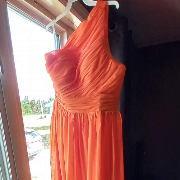 Brand new chiffon bridesmaid dresses - Picture 3 of 10